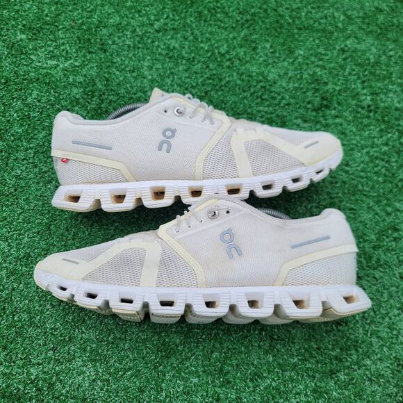 On Cloud 5 - Women's running shoes - Size 9.5 - Picture 1 of 11